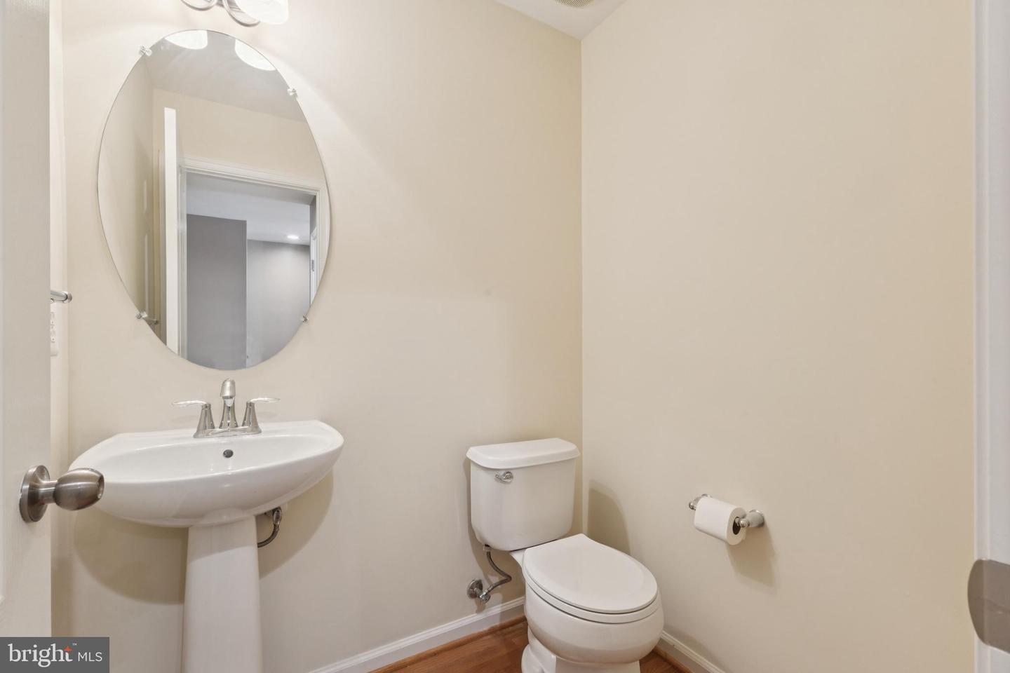 2922 TRUFFLE OAK PL, WOODBRIDGE, Virginia 22191, 3 Bedrooms Bedrooms, ,2 BathroomsBathrooms,Residential,For sale,2922 TRUFFLE OAK PL,VAPW2102092 MLS # VAPW2102092