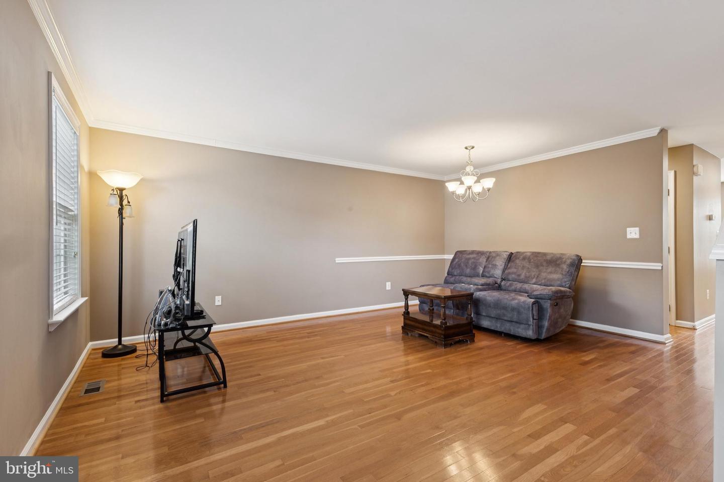 2922 TRUFFLE OAK PL, WOODBRIDGE, Virginia 22191, 3 Bedrooms Bedrooms, ,2 BathroomsBathrooms,Residential,For sale,2922 TRUFFLE OAK PL,VAPW2102092 MLS # VAPW2102092