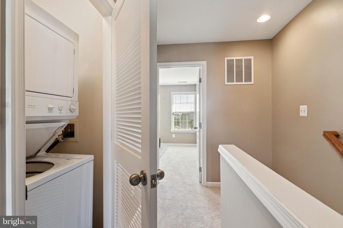 2922 TRUFFLE OAK PL, WOODBRIDGE, Virginia 22191, 3 Bedrooms Bedrooms, ,2 BathroomsBathrooms,Residential,For sale,2922 TRUFFLE OAK PL,VAPW2102092 MLS # VAPW2102092