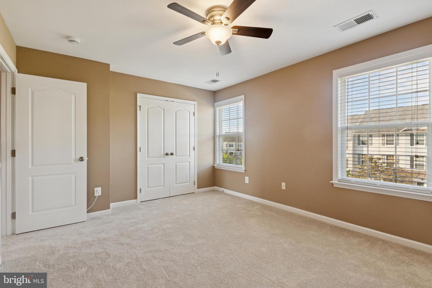 2922 TRUFFLE OAK PL, WOODBRIDGE, Virginia 22191, 3 Bedrooms Bedrooms, ,2 BathroomsBathrooms,Residential,For sale,2922 TRUFFLE OAK PL,VAPW2102092 MLS # VAPW2102092