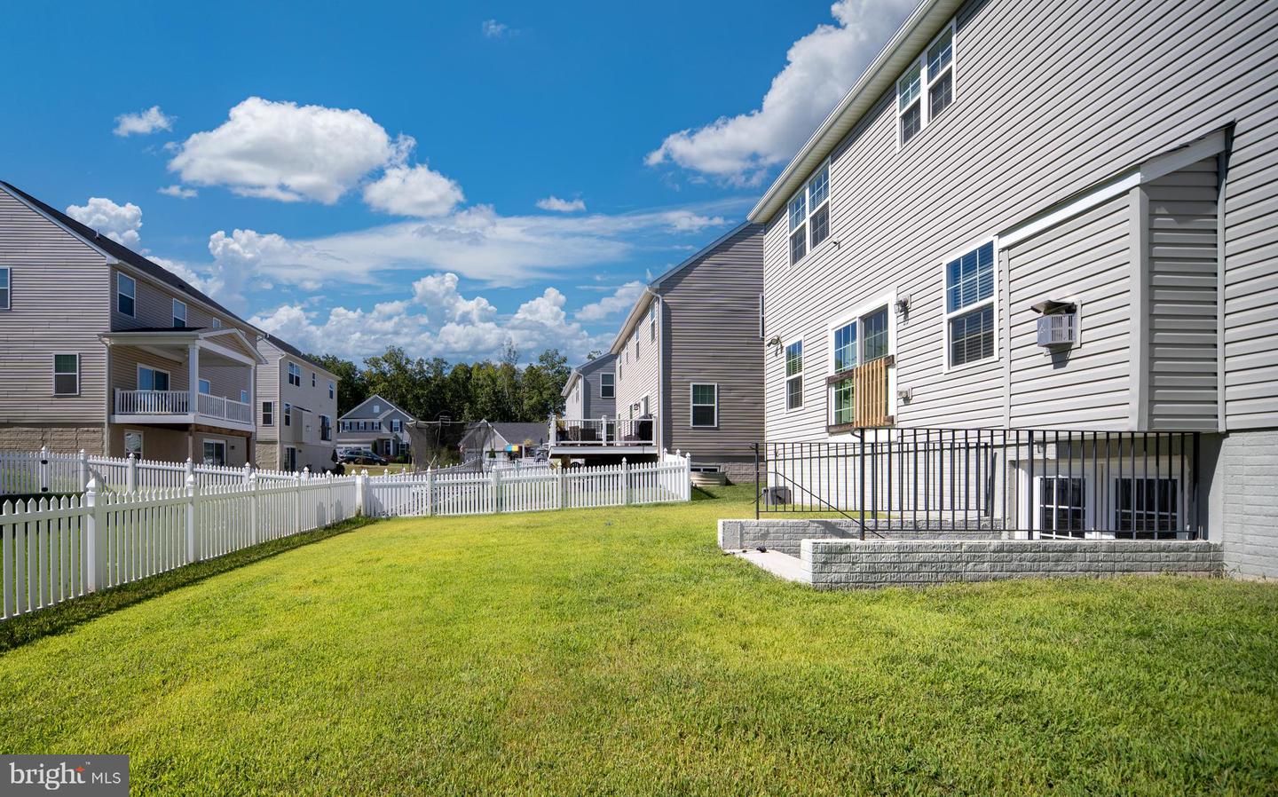 5360 HOLLEY OAK LN, FREDERICKSBURG, Virginia 22407, 4 Bedrooms Bedrooms, ,2 BathroomsBathrooms,Residential,For sale,5360 HOLLEY OAK LN,VASP2035668 MLS # VASP2035668