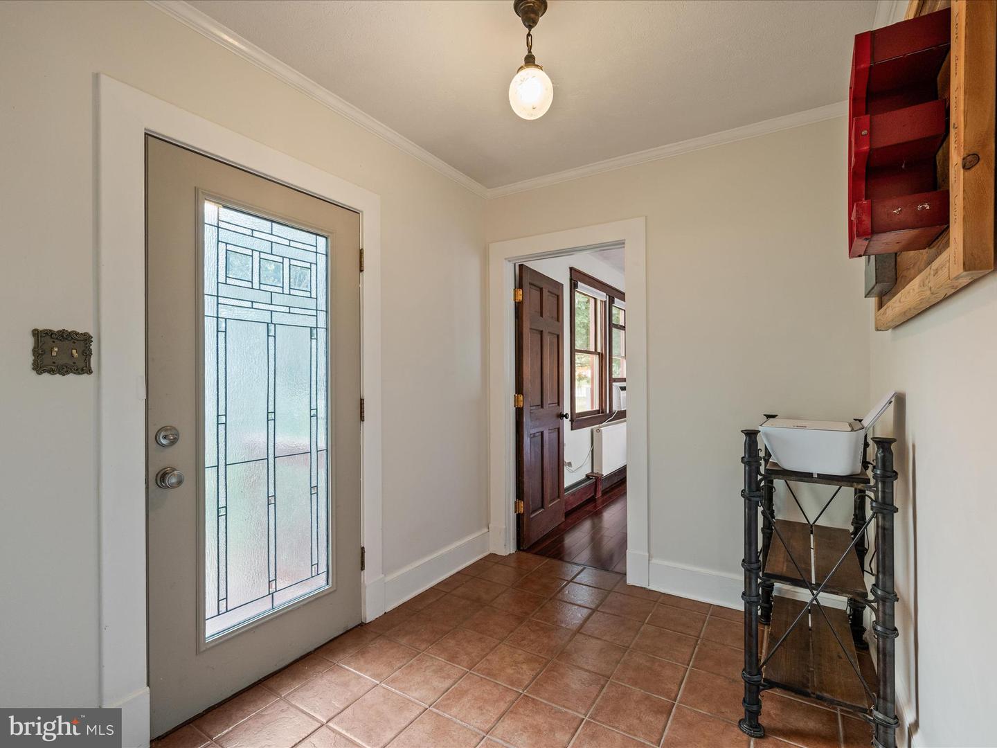 325 S CHURCH ST, BERRYVILLE, Virginia 22611, 5 Bedrooms Bedrooms, ,3 BathroomsBathrooms,Residential,For sale,325 S CHURCH ST,VACL2005984 MLS # VACL2005984