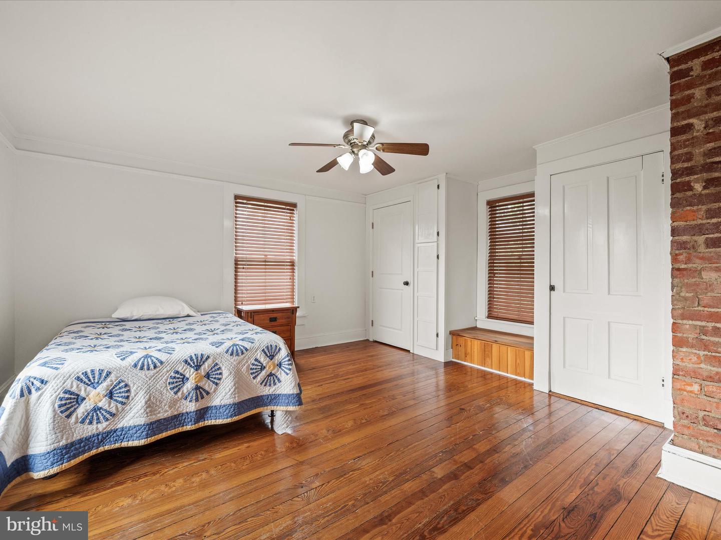 325 S CHURCH ST, BERRYVILLE, Virginia 22611, 5 Bedrooms Bedrooms, ,3 BathroomsBathrooms,Residential,For sale,325 S CHURCH ST,VACL2005984 MLS # VACL2005984