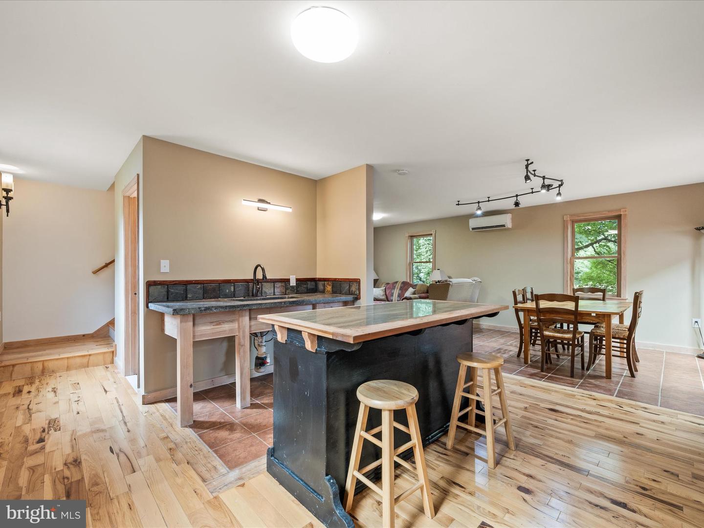 325 S CHURCH ST, BERRYVILLE, Virginia 22611, 5 Bedrooms Bedrooms, ,3 BathroomsBathrooms,Residential,For sale,325 S CHURCH ST,VACL2005984 MLS # VACL2005984