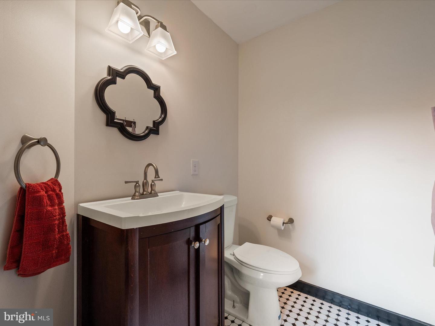 325 S CHURCH ST, BERRYVILLE, Virginia 22611, 5 Bedrooms Bedrooms, ,3 BathroomsBathrooms,Residential,For sale,325 S CHURCH ST,VACL2005984 MLS # VACL2005984
