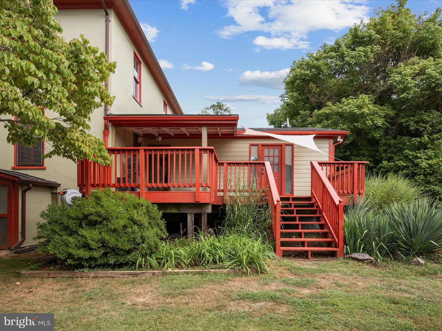 325 S CHURCH ST, BERRYVILLE, Virginia 22611, 5 Bedrooms Bedrooms, ,3 BathroomsBathrooms,Residential,For sale,325 S CHURCH ST,VACL2005984 MLS # VACL2005984