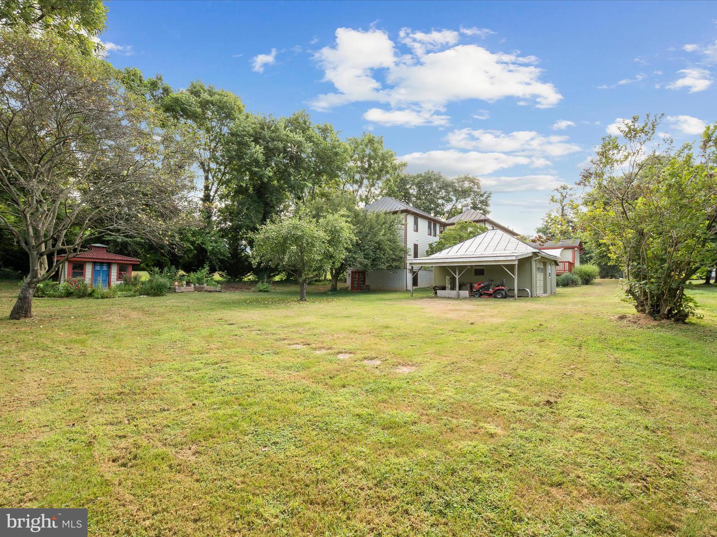325 S CHURCH ST, BERRYVILLE, Virginia 22611, 5 Bedrooms Bedrooms, ,3 BathroomsBathrooms,Residential,For sale,325 S CHURCH ST,VACL2005984 MLS # VACL2005984