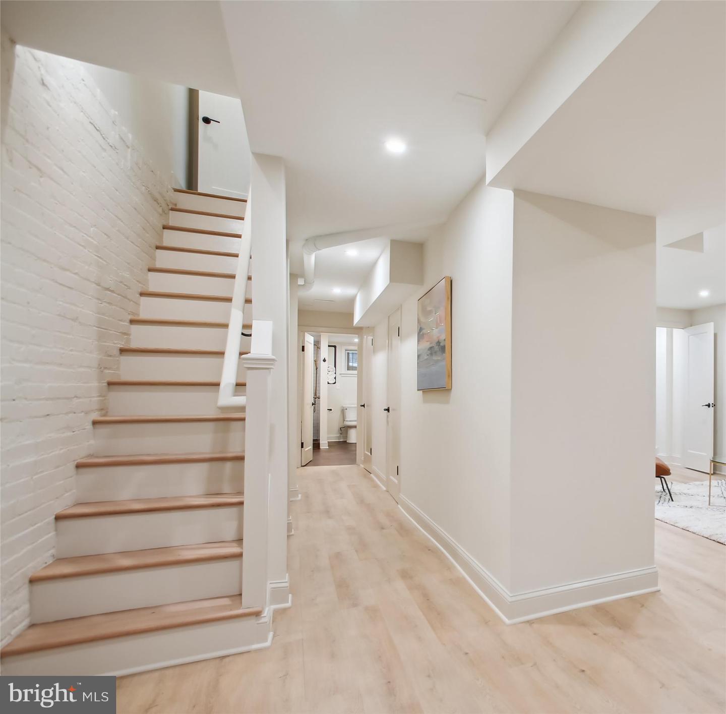 1918 BELMONT RD NW, WASHINGTON, District Of Columbia 20009, 4 Bedrooms Bedrooms, ,3 BathroomsBathrooms,Residential,For sale,1918 BELMONT RD NW,DCDC2216482 MLS # DCDC2216482