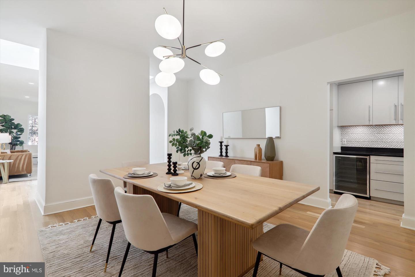 1918 BELMONT RD NW, WASHINGTON, District Of Columbia 20009, 4 Bedrooms Bedrooms, ,3 BathroomsBathrooms,Residential,For sale,1918 BELMONT RD NW,DCDC2216482 MLS # DCDC2216482