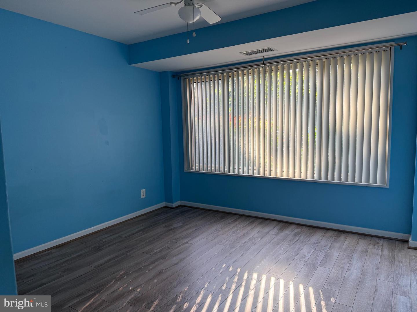 10570 MAIN ST #220, FAIRFAX, Virginia 22030, 2 Bedrooms Bedrooms, ,1 BathroomBathrooms,Residential,For sale,10570 MAIN ST #220,VAFC2006870 MLS # VAFC2006870
