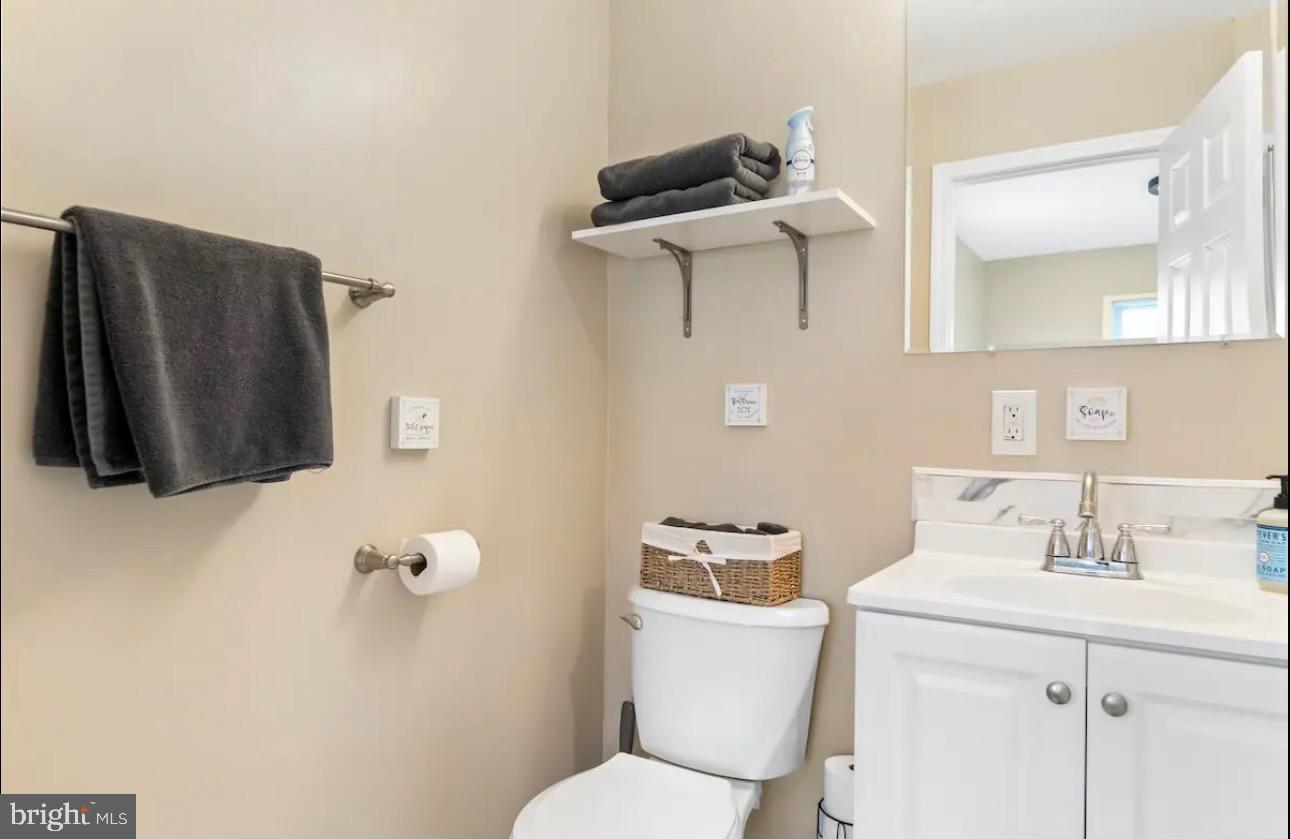 4719 25TH ST N, ARLINGTON, Virginia 22207, 4 Bedrooms Bedrooms, ,2 BathroomsBathrooms,Residential,For sale,4719 25TH ST N,VAAR2062744 MLS # VAAR2062744