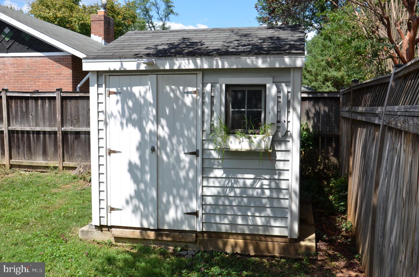 4719 25TH ST N, ARLINGTON, Virginia 22207, 4 Bedrooms Bedrooms, ,2 BathroomsBathrooms,Residential,For sale,4719 25TH ST N,VAAR2062744 MLS # VAAR2062744