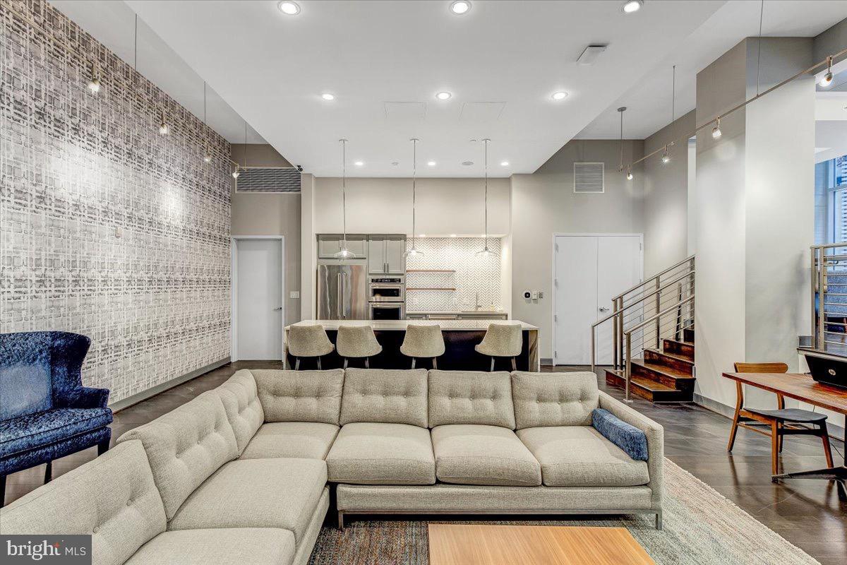 1025 1ST ST SE #612, WASHINGTON, District Of Columbia 20003, 2 Bedrooms Bedrooms, 4 Rooms Rooms,2 BathroomsBathrooms,Residential,For sale,1025 1ST ST SE #612,DCDC2217088 MLS # DCDC2217088