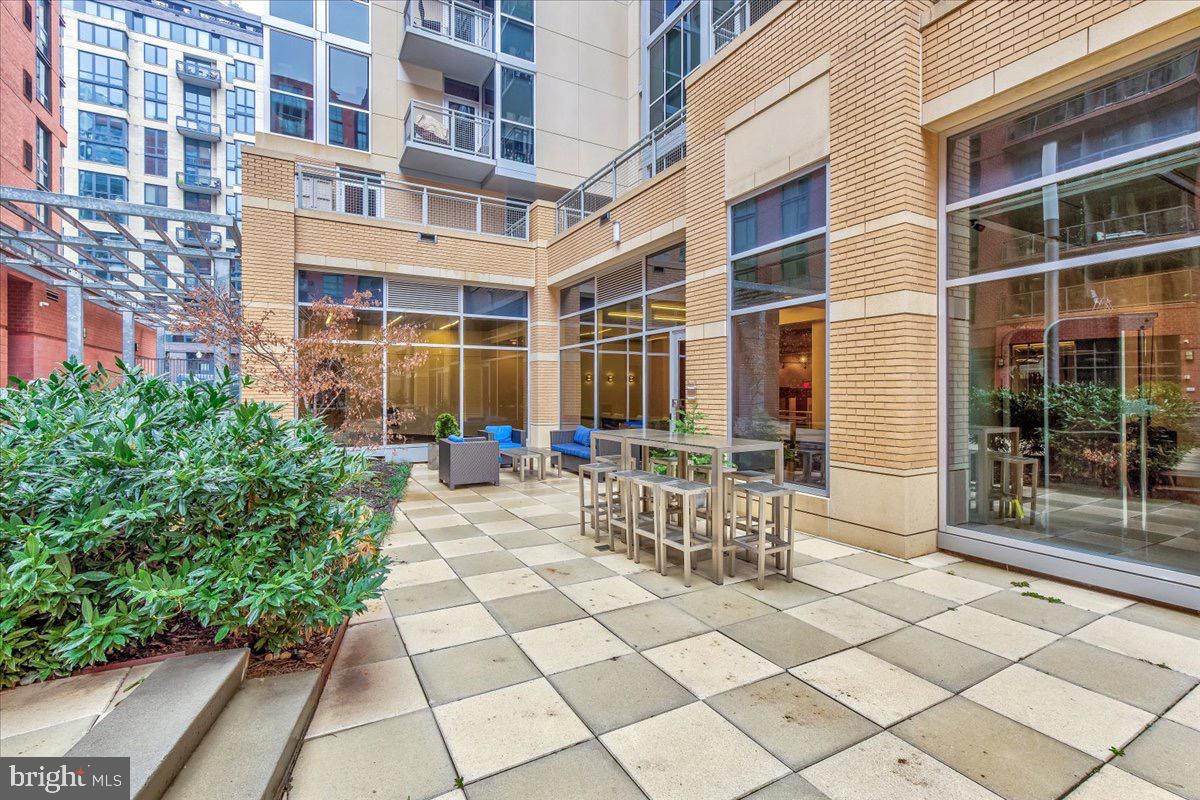 1025 1ST ST SE #612, WASHINGTON, District Of Columbia 20003, 2 Bedrooms Bedrooms, 4 Rooms Rooms,2 BathroomsBathrooms,Residential,For sale,1025 1ST ST SE #612,DCDC2217088 MLS # DCDC2217088