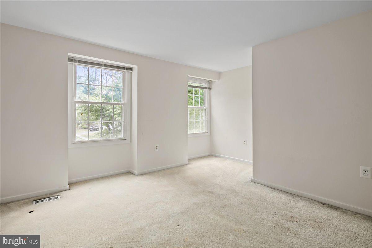 2755 VIKING DR, HERNDON, Virginia 20171, 4 Bedrooms Bedrooms, ,2 BathroomsBathrooms,Residential,For sale,2755 VIKING DR,VAFX2264320 MLS # VAFX2264320