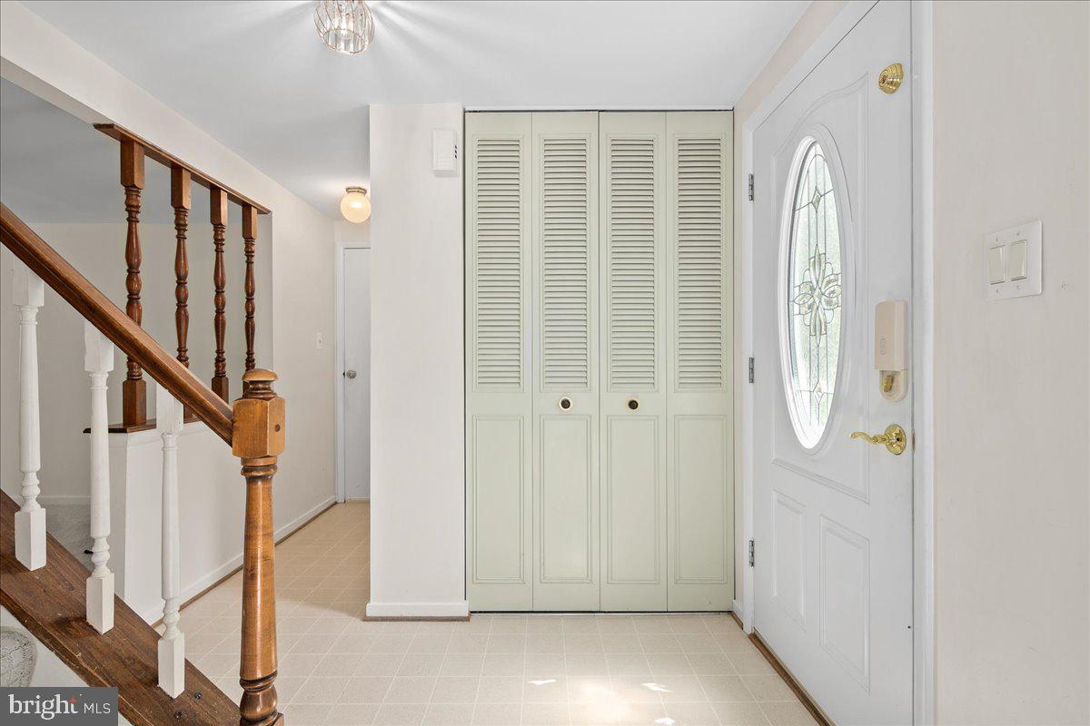 2755 VIKING DR, HERNDON, Virginia 20171, 4 Bedrooms Bedrooms, ,2 BathroomsBathrooms,Residential,For sale,2755 VIKING DR,VAFX2264320 MLS # VAFX2264320