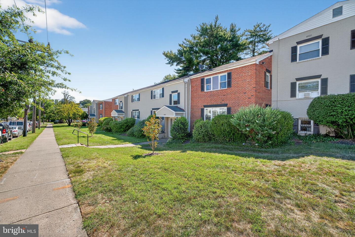 3065 PATRICK HENRY DR #102, FALLS CHURCH, Virginia 22044, 1 Bedroom Bedrooms, ,1 BathroomBathrooms,Residential,For sale,3065 PATRICK HENRY DR #102,VAFX2264512 MLS # VAFX2264512