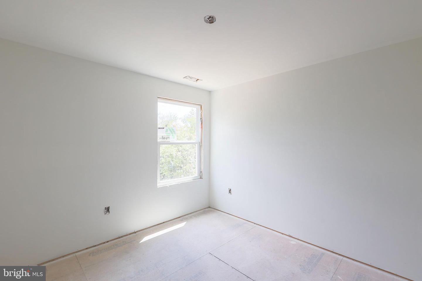 1086 REYNOLDS ROAD, CROSS JUNCTION, Virginia 22625, 3 Bedrooms Bedrooms, ,2 BathroomsBathrooms,Residential,For sale,1086 REYNOLDS ROAD,VAFV2036552 MLS # VAFV2036552