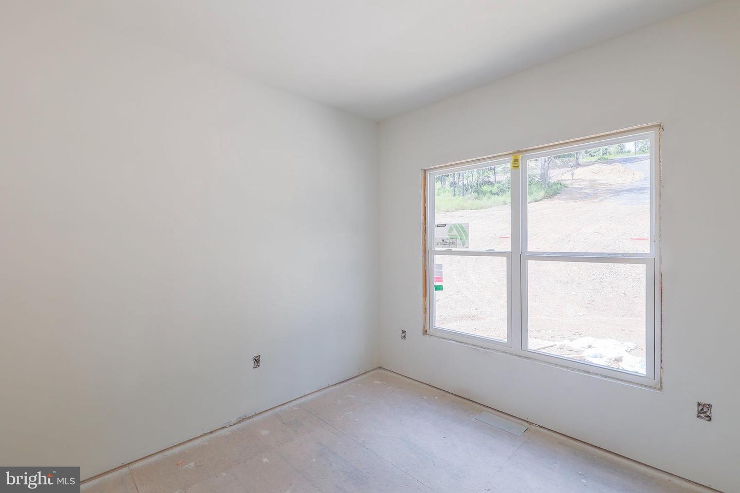 1086 REYNOLDS ROAD, CROSS JUNCTION, Virginia 22625, 3 Bedrooms Bedrooms, ,2 BathroomsBathrooms,Residential,For sale,1086 REYNOLDS ROAD,VAFV2036552 MLS # VAFV2036552