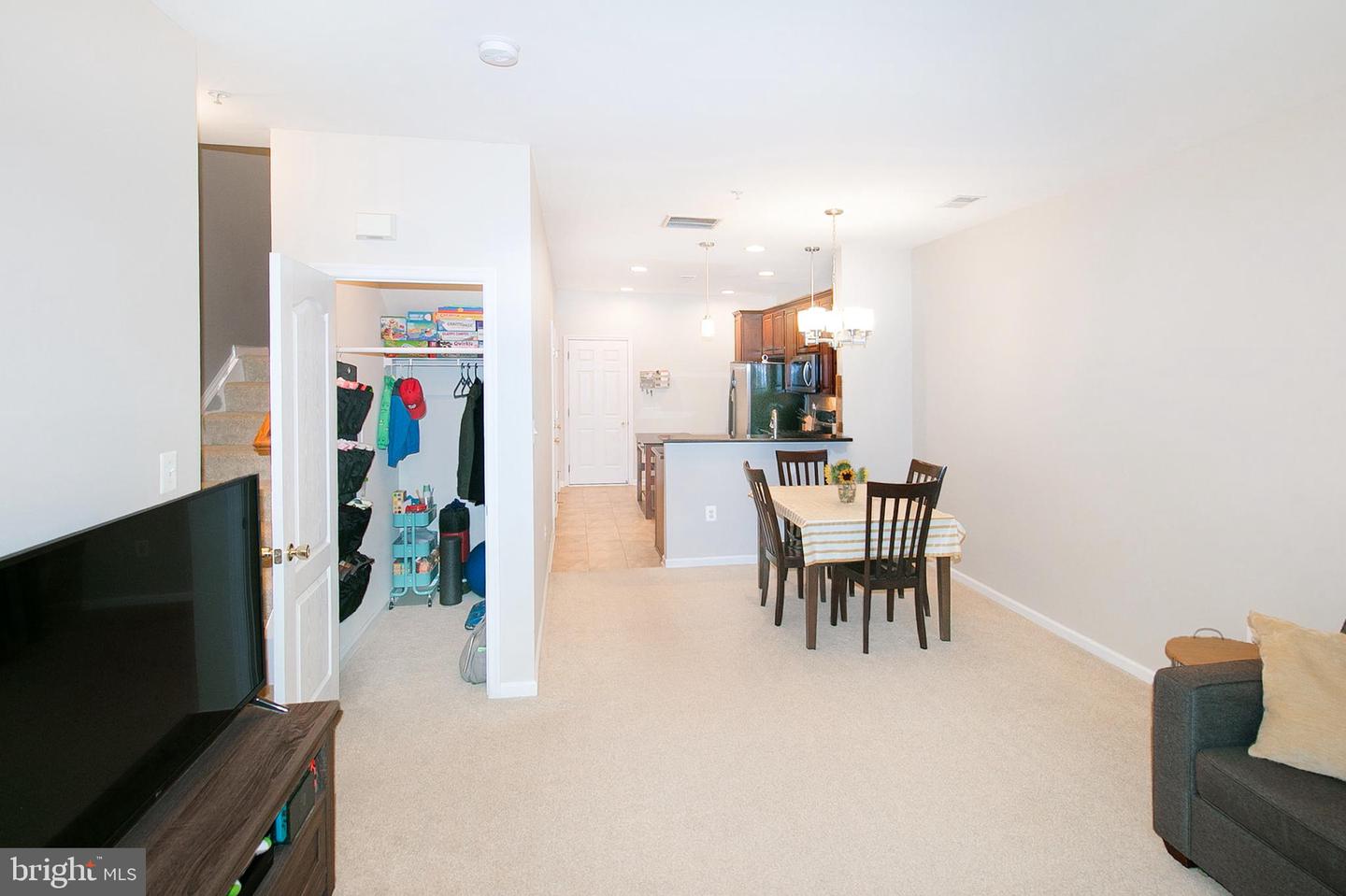 12426-A LIBERTY BRIDGE RD, FAIRFAX, Virginia 22033, 3 Bedrooms Bedrooms, ,2 BathroomsBathrooms,Residential,For sale,12426-A LIBERTY BRIDGE RD,VAFX2264728 MLS # VAFX2264728