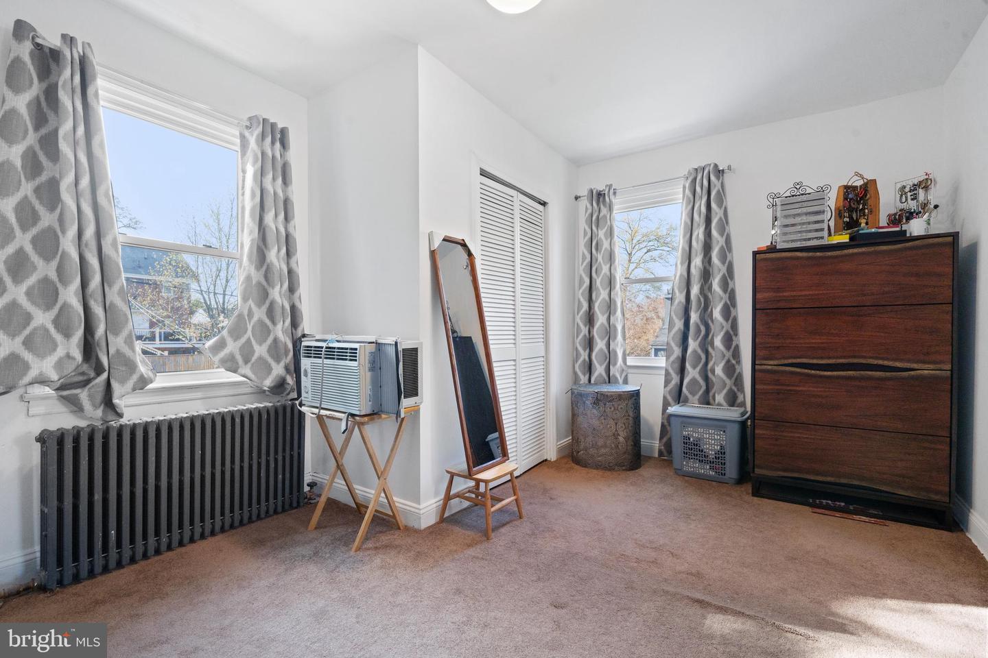 2211 32ND PL SE, WASHINGTON, District Of Columbia 20020, 3 Bedrooms Bedrooms, ,2 BathroomsBathrooms,Residential,For sale,2211 32ND PL SE,DCDC2192116 MLS # DCDC2192116