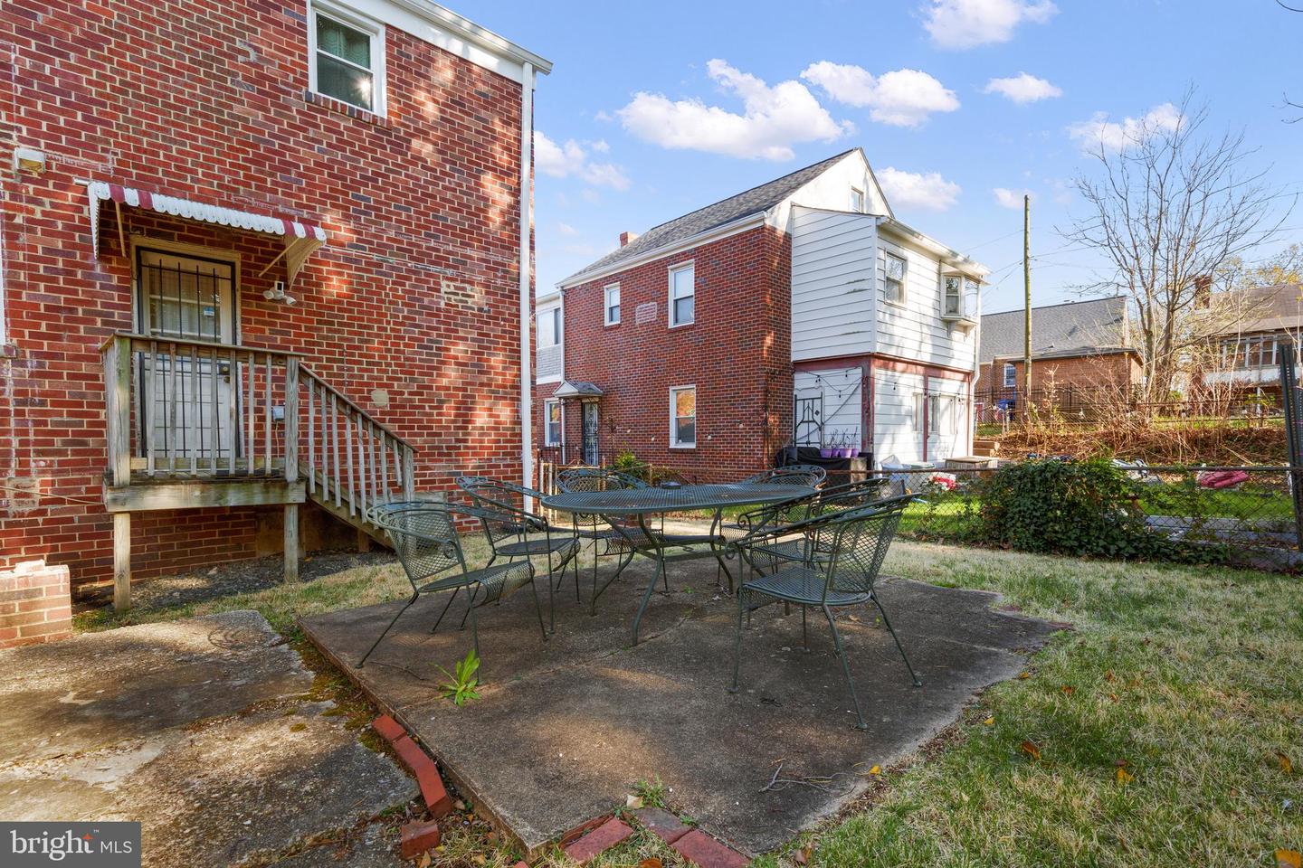 2211 32ND PL SE, WASHINGTON, District Of Columbia 20020, 3 Bedrooms Bedrooms, ,2 BathroomsBathrooms,Residential,For sale,2211 32ND PL SE,DCDC2192116 MLS # DCDC2192116