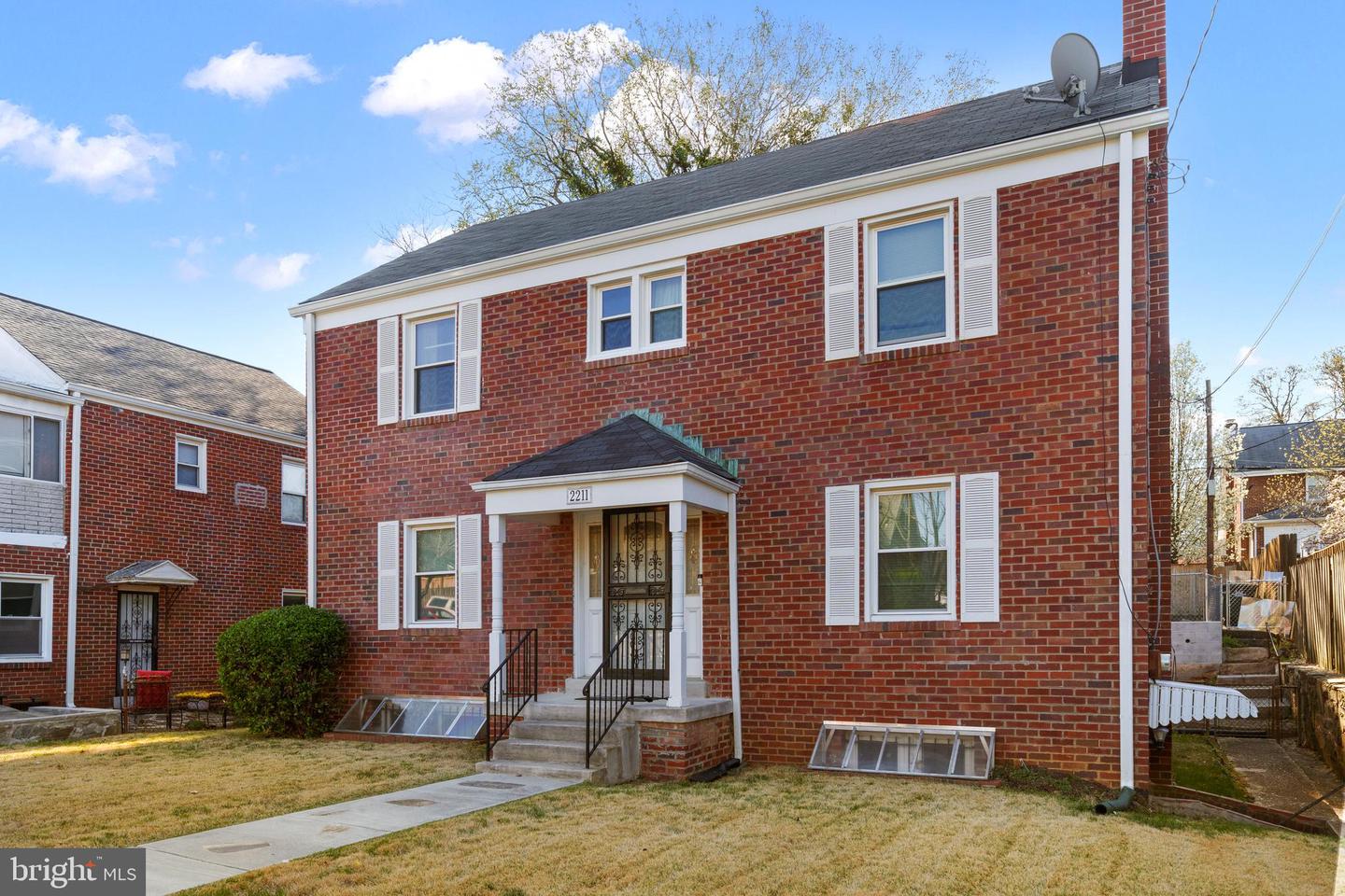 2211 32ND PL SE, WASHINGTON, District Of Columbia 20020, 3 Bedrooms Bedrooms, ,2 BathroomsBathrooms,Residential,For sale,2211 32ND PL SE,DCDC2192116 MLS # DCDC2192116