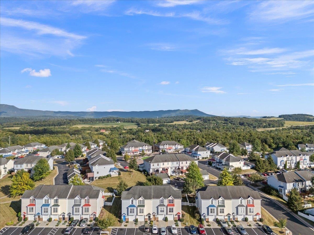 1123 PATRICK HENRY PL, HARRISONBURG, Virginia 22802, 3 Bedrooms Bedrooms, ,1 BathroomBathrooms,Residential,1123 PATRICK HENRY PL,668542 MLS # 668542