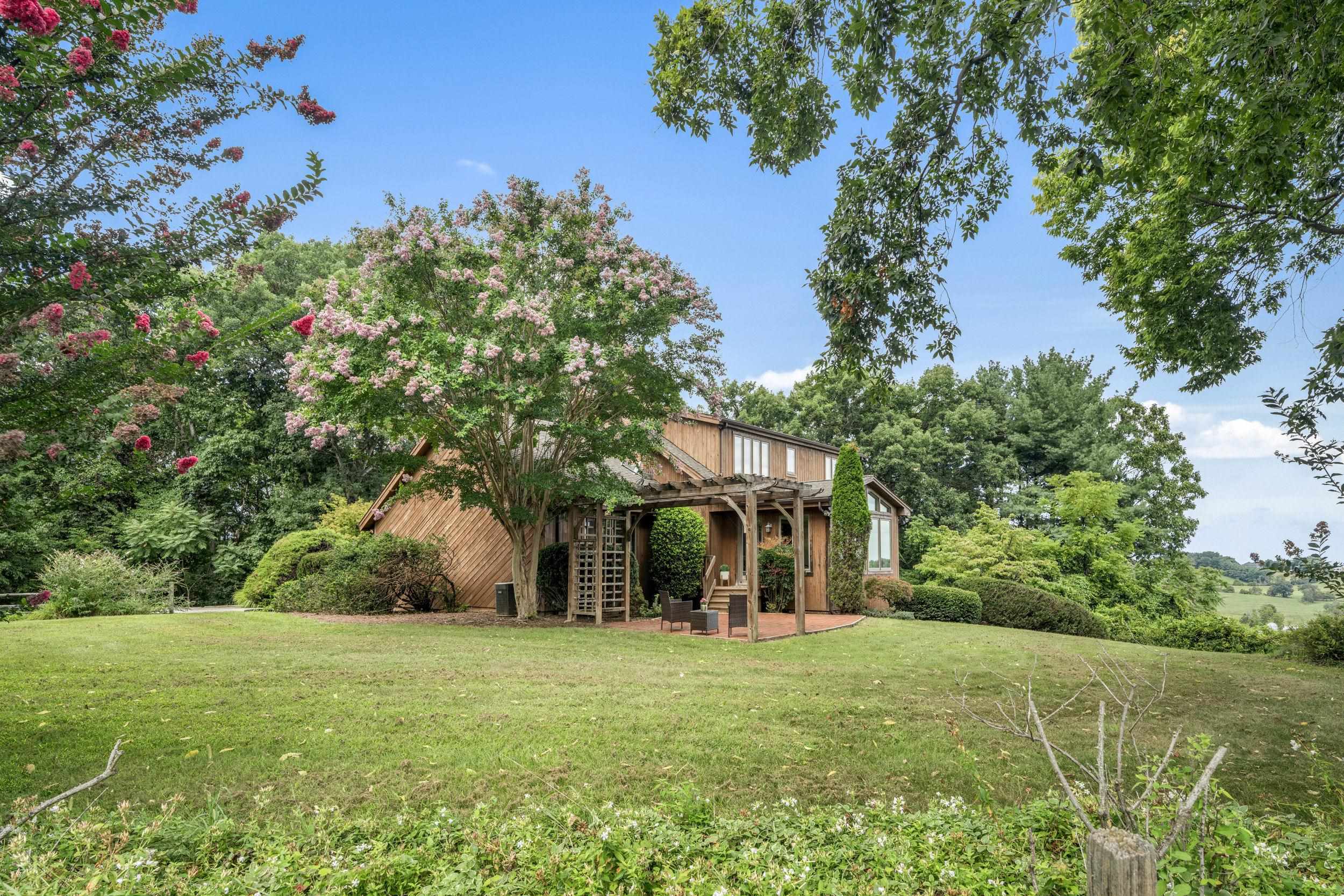 78 CEDAR CREEK LN, FORT DEFIANCE, Virginia 24437, 4 Bedrooms Bedrooms, ,3 BathroomsBathrooms,Residential,78 CEDAR CREEK LN,668543 MLS # 668543