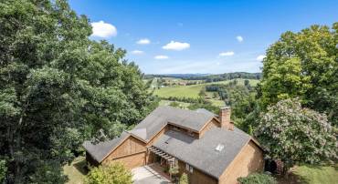 78 CEDAR CREEK LN, FORT DEFIANCE, Virginia 24437, 4 Bedrooms Bedrooms, ,3 BathroomsBathrooms,Residential,78 CEDAR CREEK LN,668543 MLS # 668543