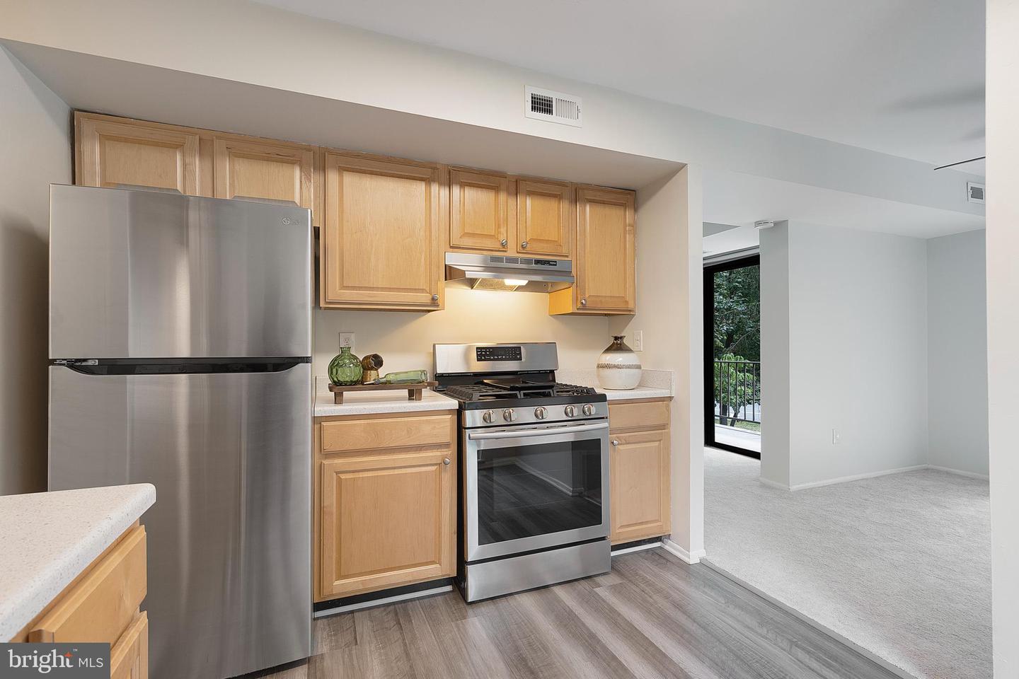 2065 ROYAL FERN CT #38/12B, RESTON, Virginia 20191, 2 Bedrooms Bedrooms, ,1 BathroomBathrooms,Residential,For sale,2065 ROYAL FERN CT #38/12B,VAFX2254988 MLS # VAFX2254988