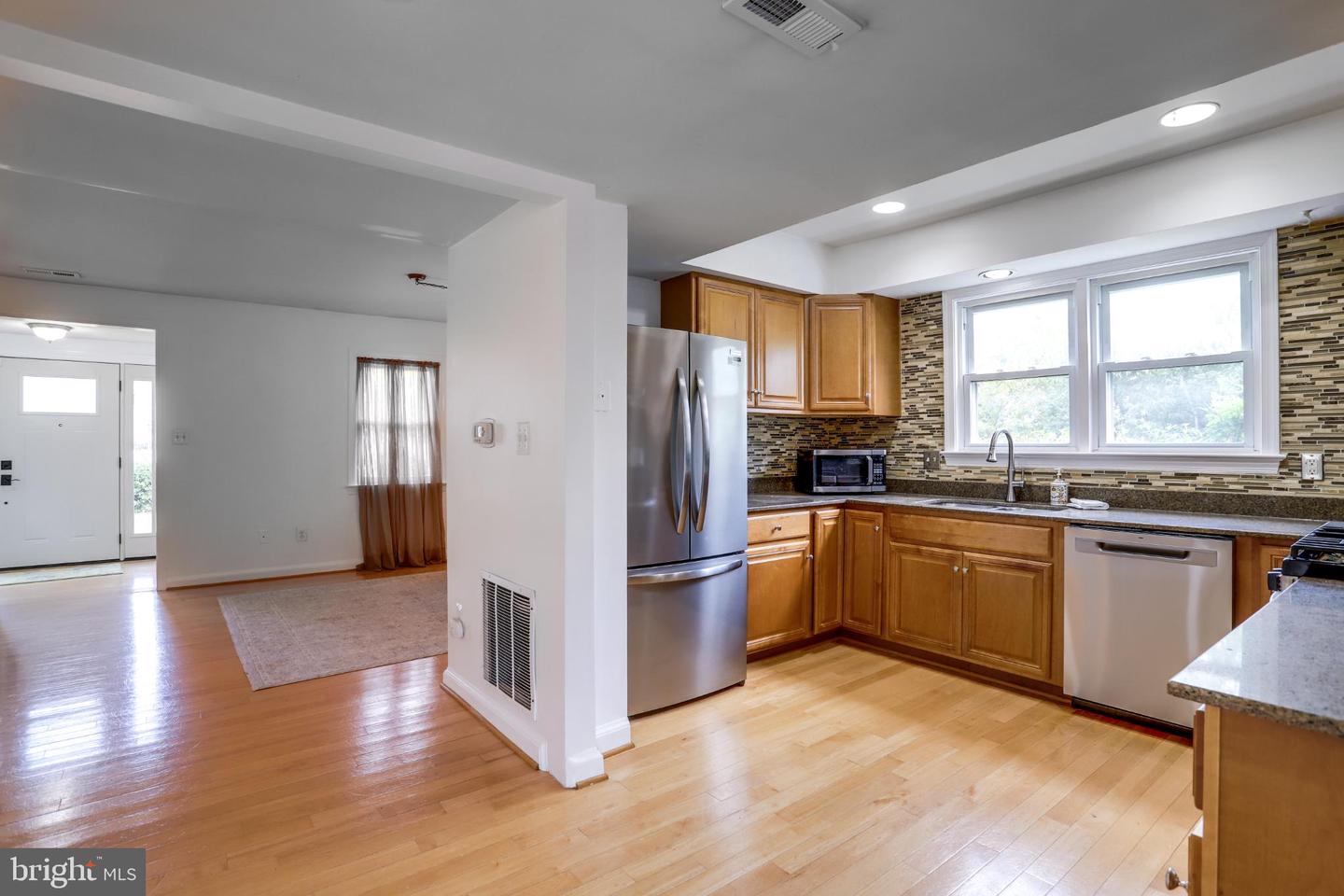 6115 BANGOR DR, ALEXANDRIA, Virginia 22303, 4 Bedrooms Bedrooms, 10 Rooms Rooms,2 BathroomsBathrooms,Residential,For sale,6115 BANGOR DR,VAFX2259846 MLS # VAFX2259846