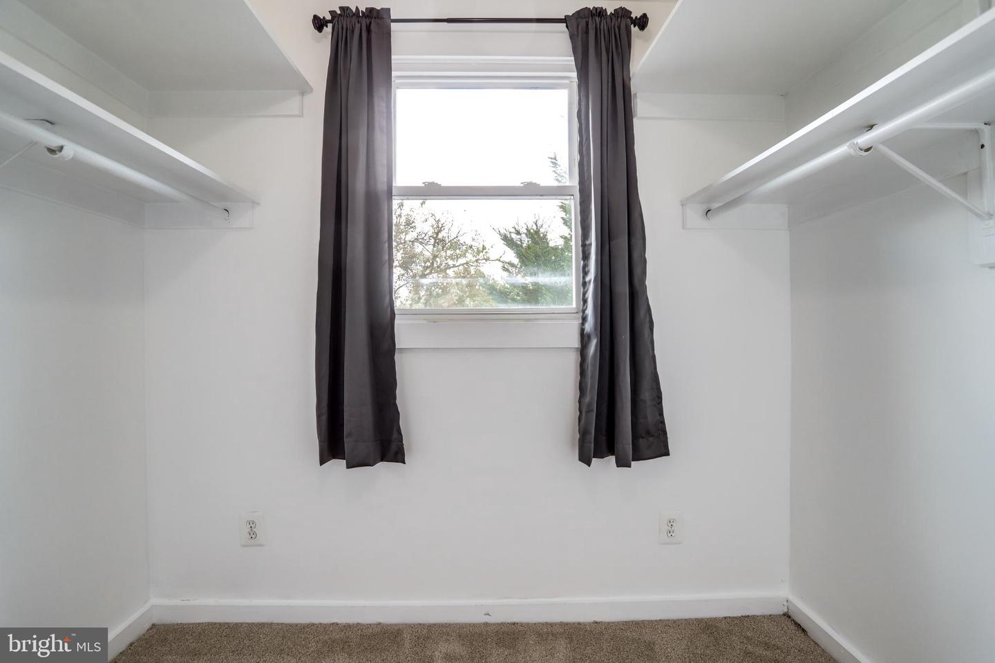 6115 BANGOR DR, ALEXANDRIA, Virginia 22303, 4 Bedrooms Bedrooms, 10 Rooms Rooms,2 BathroomsBathrooms,Residential,For sale,6115 BANGOR DR,VAFX2259846 MLS # VAFX2259846