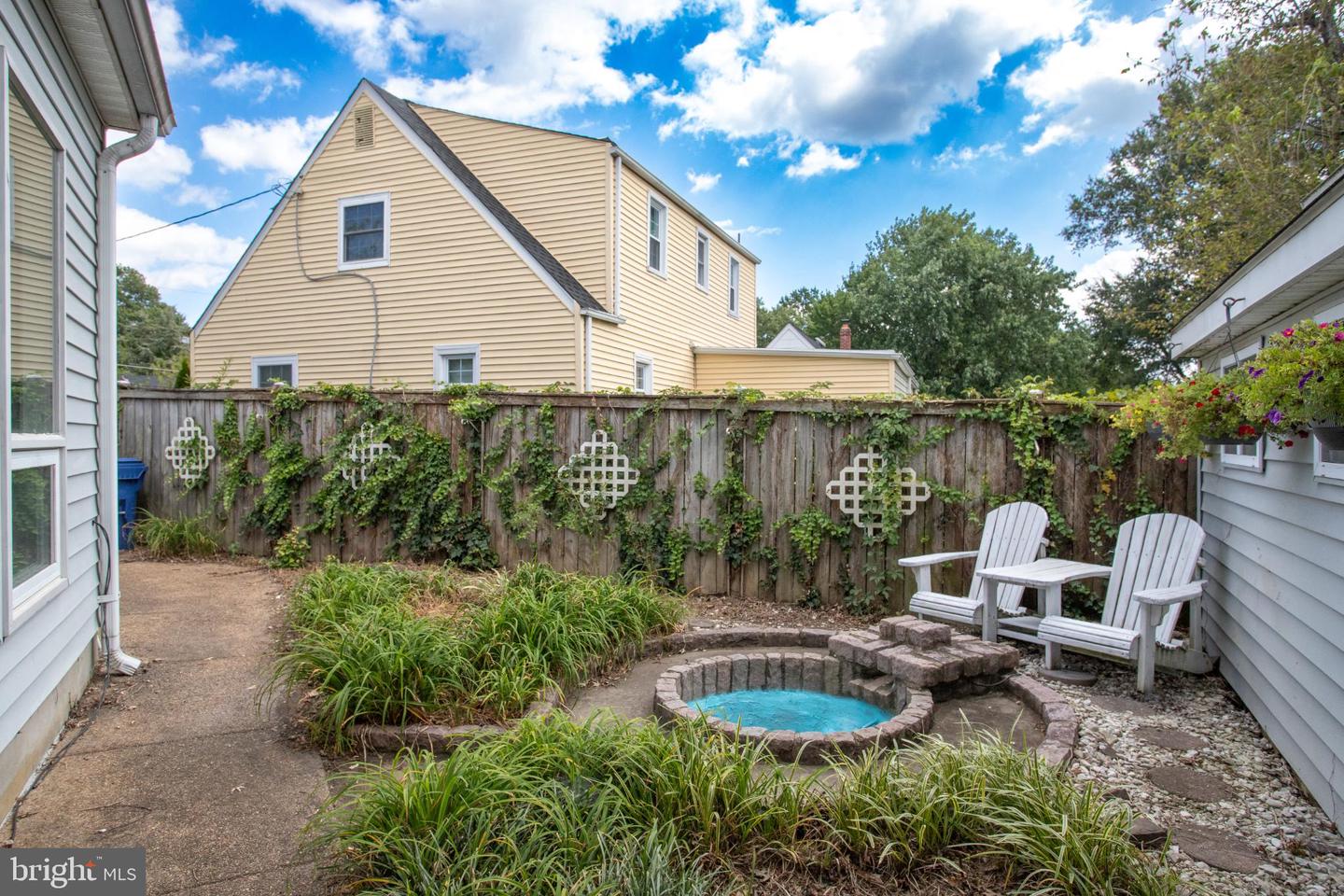 6115 BANGOR DR, ALEXANDRIA, Virginia 22303, 4 Bedrooms Bedrooms, 10 Rooms Rooms,2 BathroomsBathrooms,Residential,For sale,6115 BANGOR DR,VAFX2259846 MLS # VAFX2259846