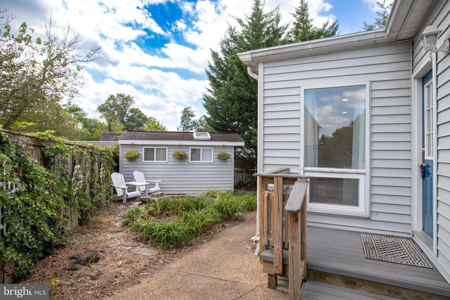 6115 BANGOR DR, ALEXANDRIA, Virginia 22303, 4 Bedrooms Bedrooms, 10 Rooms Rooms,2 BathroomsBathrooms,Residential,For sale,6115 BANGOR DR,VAFX2259846 MLS # VAFX2259846
