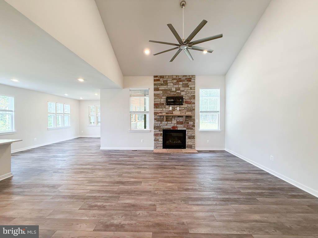 9213 MOLDOVA RD, CHESTERFIELD, Virginia 23832, 5 Bedrooms Bedrooms, 10 Rooms Rooms,4 BathroomsBathrooms,Residential,For sale,9213 MOLDOVA RD,VACF2001258 MLS # VACF2001258