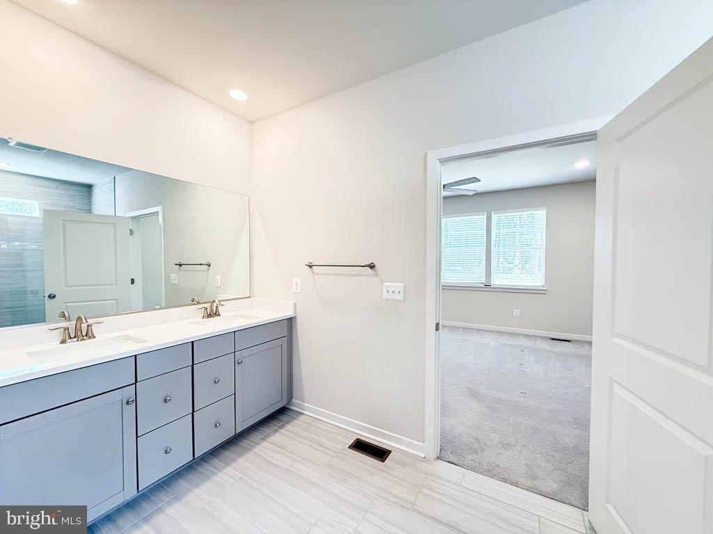 9213 MOLDOVA RD, CHESTERFIELD, Virginia 23832, 5 Bedrooms Bedrooms, 10 Rooms Rooms,4 BathroomsBathrooms,Residential,For sale,9213 MOLDOVA RD,VACF2001258 MLS # VACF2001258