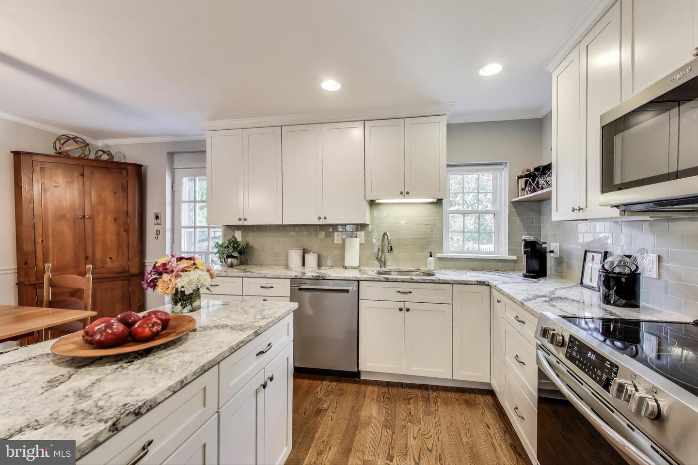 4711 30TH ST S #A1, ARLINGTON, Virginia 22206, 3 Bedrooms Bedrooms, ,2 BathroomsBathrooms,Residential,For sale,4711 30TH ST S #A1,VAAR2062884 MLS # VAAR2062884