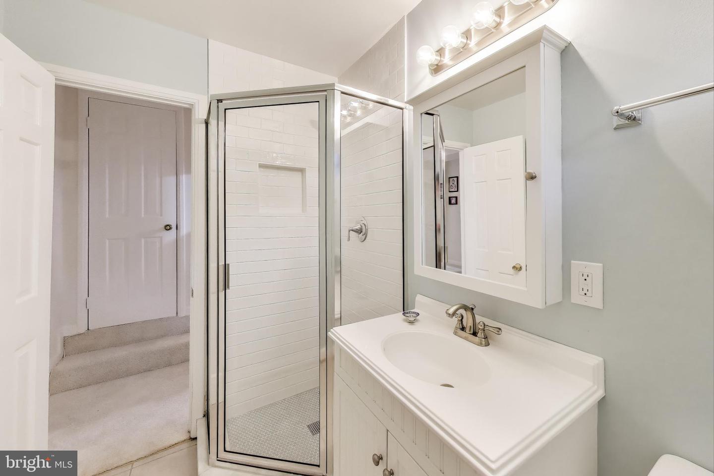 4711 30TH ST S #A1, ARLINGTON, Virginia 22206, 3 Bedrooms Bedrooms, ,2 BathroomsBathrooms,Residential,For sale,4711 30TH ST S #A1,VAAR2062884 MLS # VAAR2062884