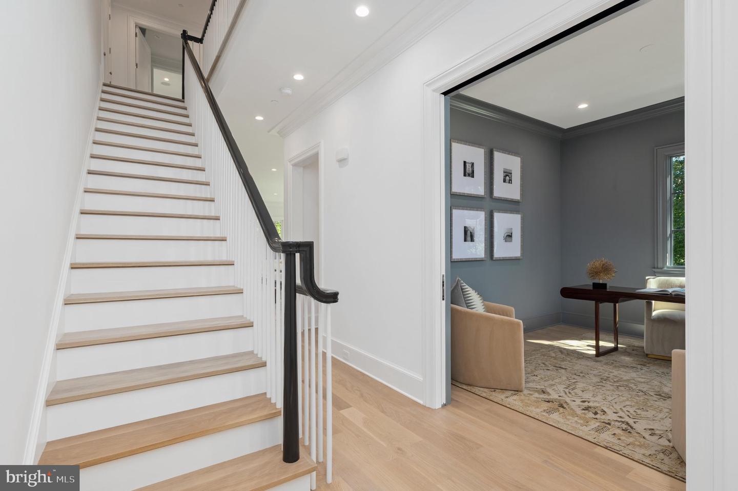 4200 49TH ST NW, WASHINGTON, District Of Columbia 20016, 5 Bedrooms Bedrooms, ,5 BathroomsBathrooms,Residential,For sale,4200 49TH ST NW,DCDC2217612 MLS # DCDC2217612