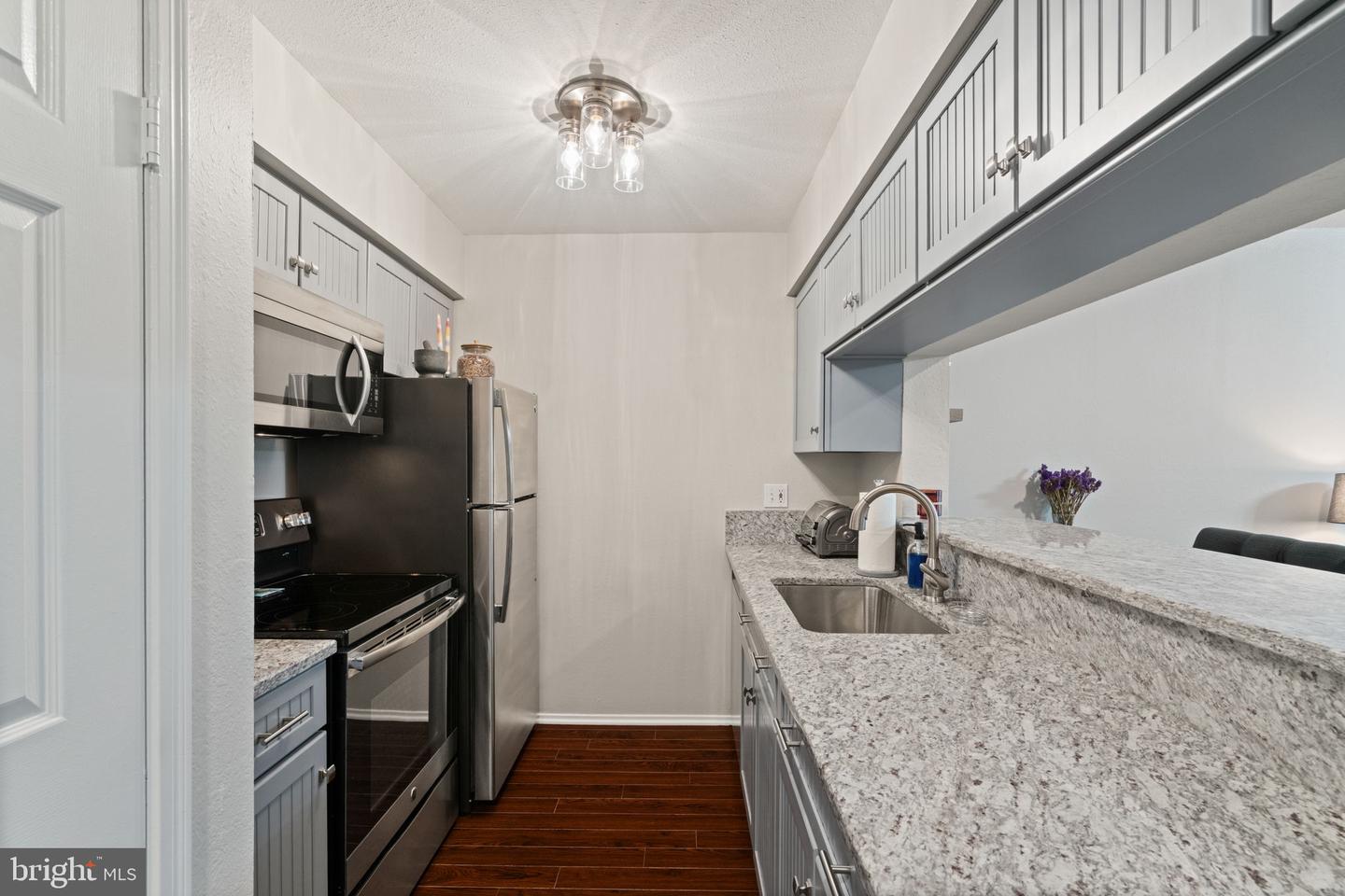 3311 WYNDHAM CIR #1199, ALEXANDRIA, Virginia 22302, 1 Bedroom Bedrooms, ,1 BathroomBathrooms,Residential,For sale,3311 WYNDHAM CIR #1199,VAAX2049252 MLS # VAAX2049252