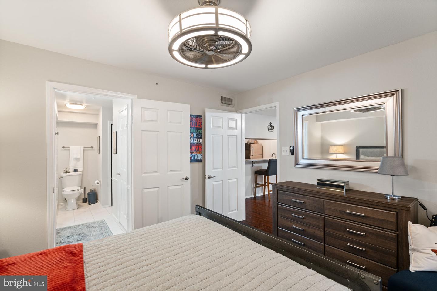 3311 WYNDHAM CIR #1199, ALEXANDRIA, Virginia 22302, 1 Bedroom Bedrooms, ,1 BathroomBathrooms,Residential,For sale,3311 WYNDHAM CIR #1199,VAAX2049252 MLS # VAAX2049252