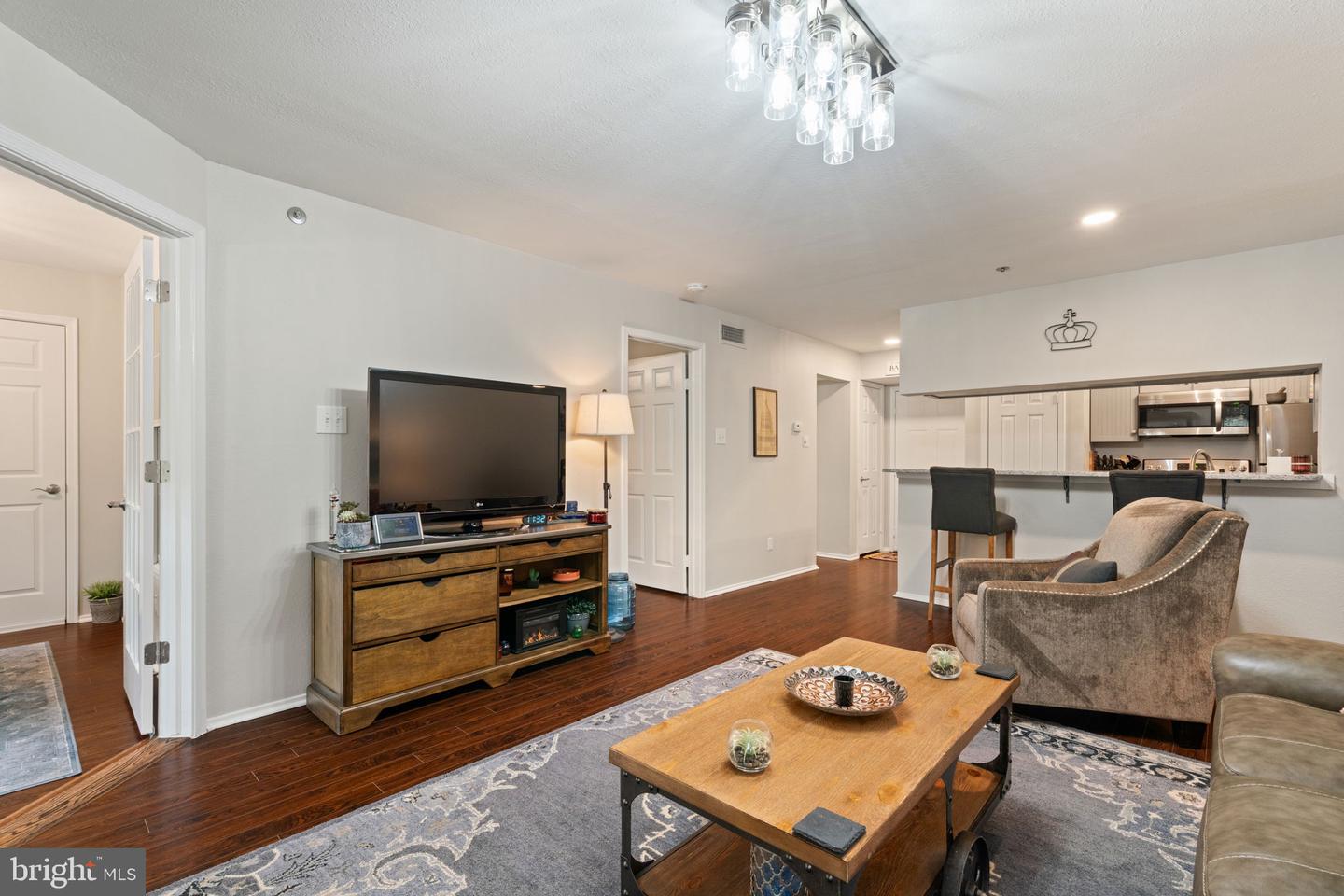 3311 WYNDHAM CIR #1199, ALEXANDRIA, Virginia 22302, 1 Bedroom Bedrooms, ,1 BathroomBathrooms,Residential,For sale,3311 WYNDHAM CIR #1199,VAAX2049252 MLS # VAAX2049252