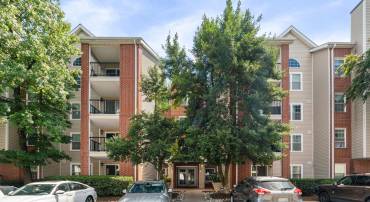 3311 WYNDHAM CIR #1199, ALEXANDRIA, Virginia 22302, 1 Bedroom Bedrooms, ,1 BathroomBathrooms,Residential,For sale,3311 WYNDHAM CIR #1199,VAAX2049252 MLS # VAAX2049252