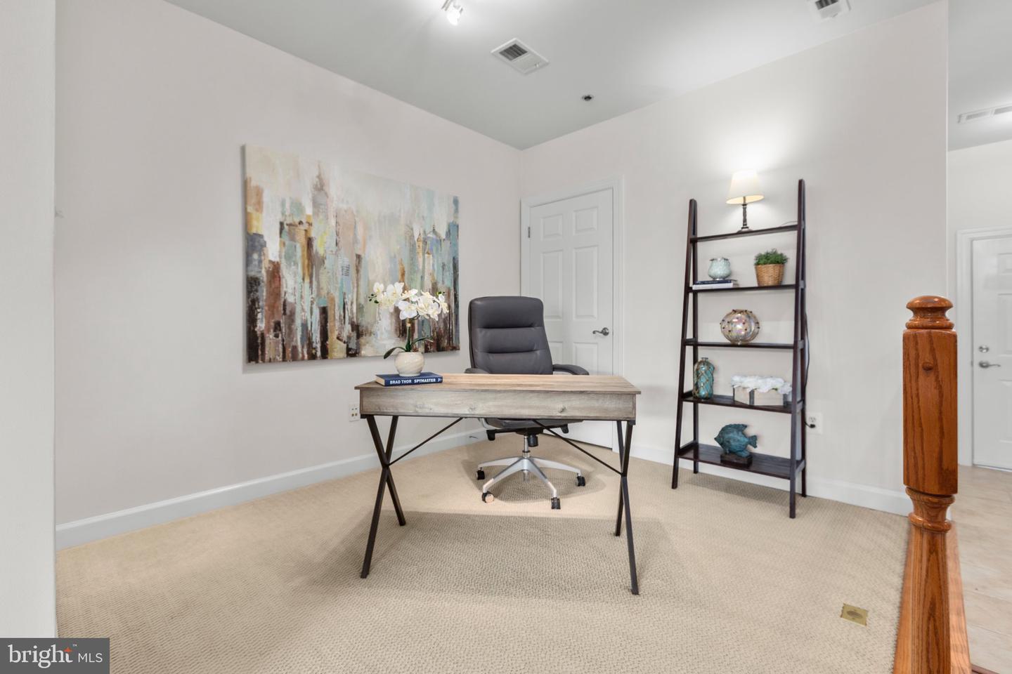 830 BELMONT BAY DR #206, WOODBRIDGE, Virginia 22191, 2 Bedrooms Bedrooms, ,2 BathroomsBathrooms,Residential,For sale,830 BELMONT BAY DR #206,VAPW2103126 MLS # VAPW2103126