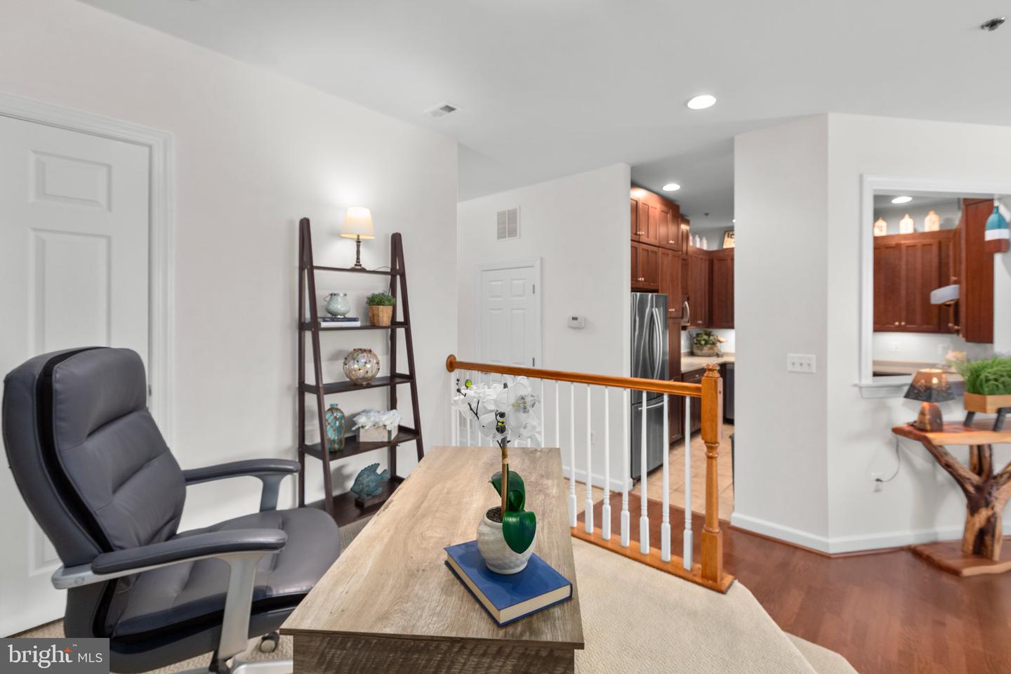 830 BELMONT BAY DR #206, WOODBRIDGE, Virginia 22191, 2 Bedrooms Bedrooms, ,2 BathroomsBathrooms,Residential,For sale,830 BELMONT BAY DR #206,VAPW2103126 MLS # VAPW2103126
