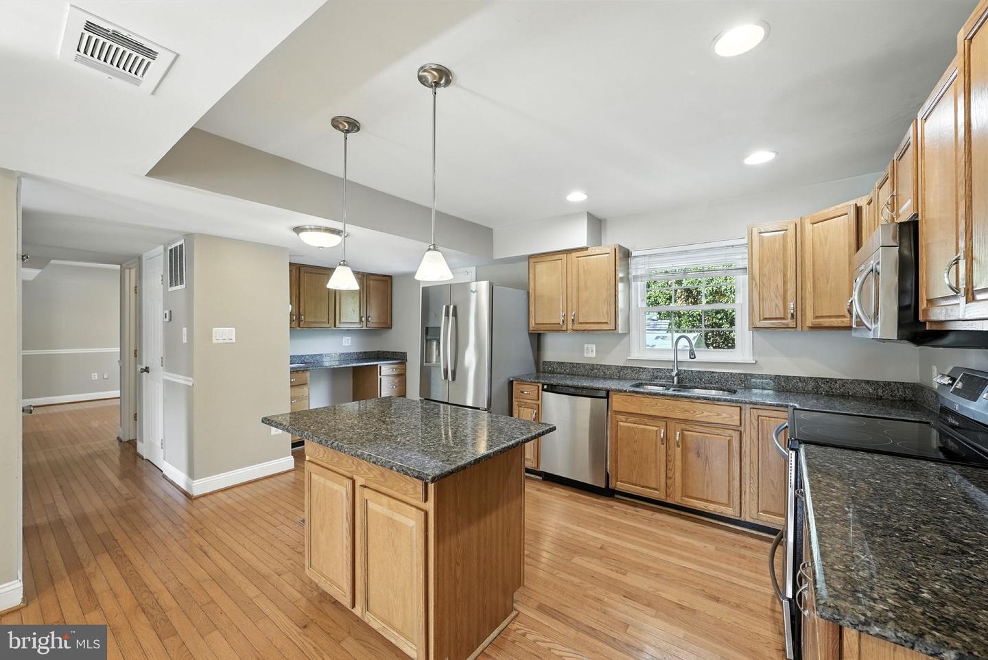 13390 NATIONVILLE LN, WOODBRIDGE, Virginia 22193, 4 Bedrooms Bedrooms, ,3 BathroomsBathrooms,Residential,For sale,13390 NATIONVILLE LN,VAPW2103162 MLS # VAPW2103162