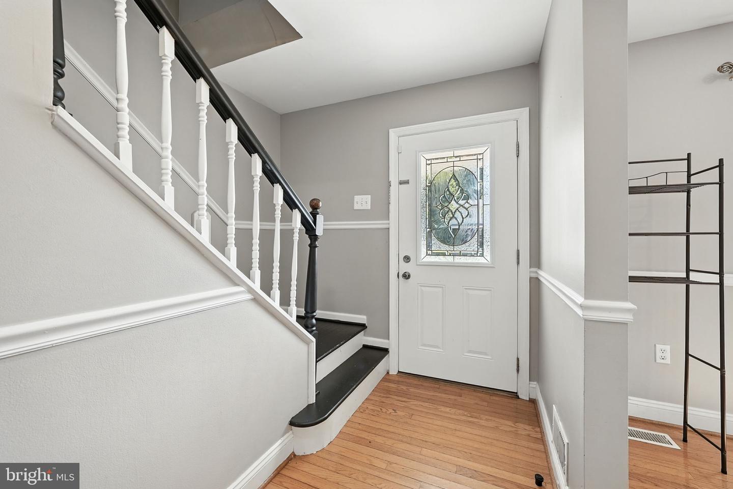 13390 NATIONVILLE LN, WOODBRIDGE, Virginia 22193, 4 Bedrooms Bedrooms, ,3 BathroomsBathrooms,Residential,For sale,13390 NATIONVILLE LN,VAPW2103162 MLS # VAPW2103162