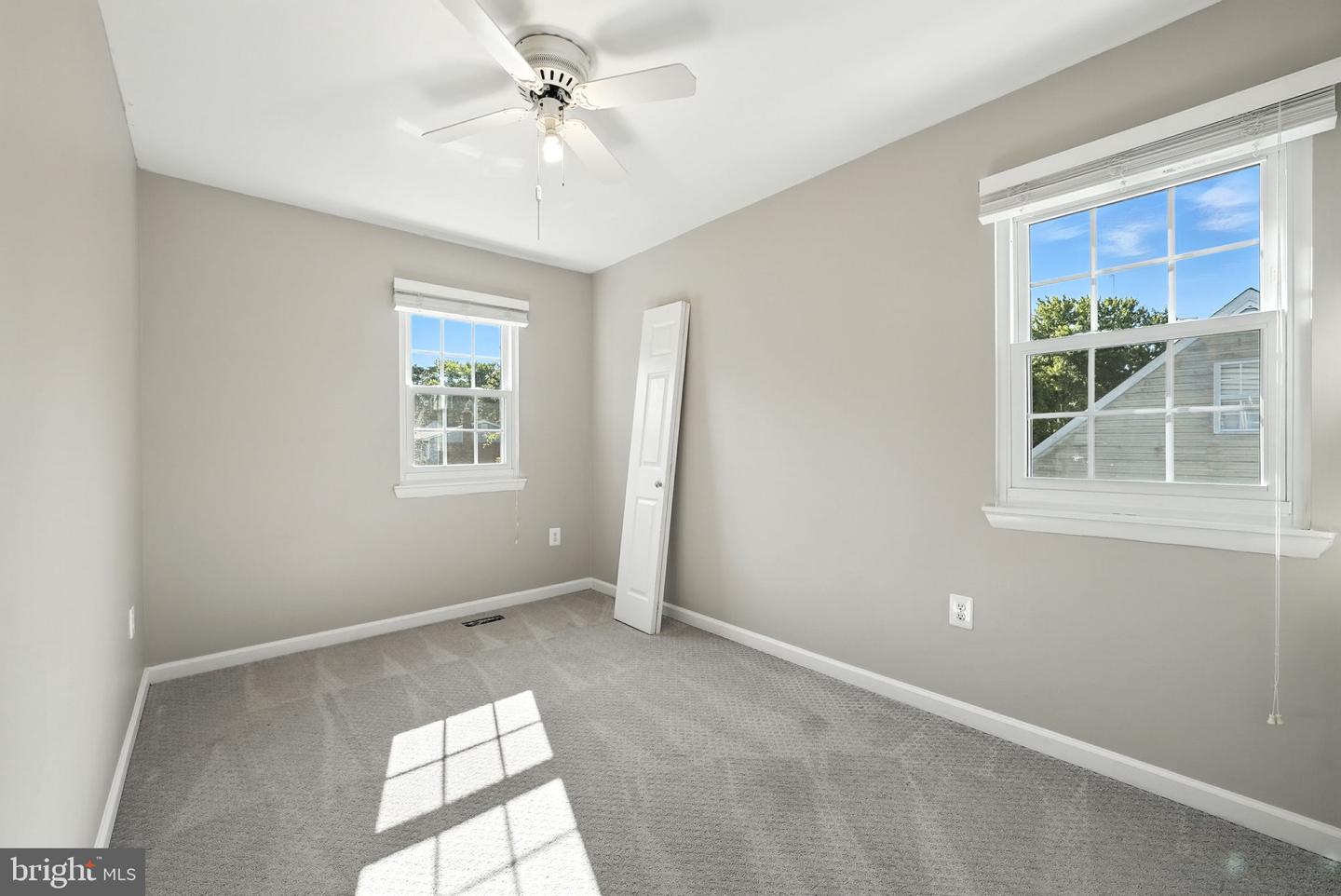 13390 NATIONVILLE LN, WOODBRIDGE, Virginia 22193, 4 Bedrooms Bedrooms, ,3 BathroomsBathrooms,Residential,For sale,13390 NATIONVILLE LN,VAPW2103162 MLS # VAPW2103162