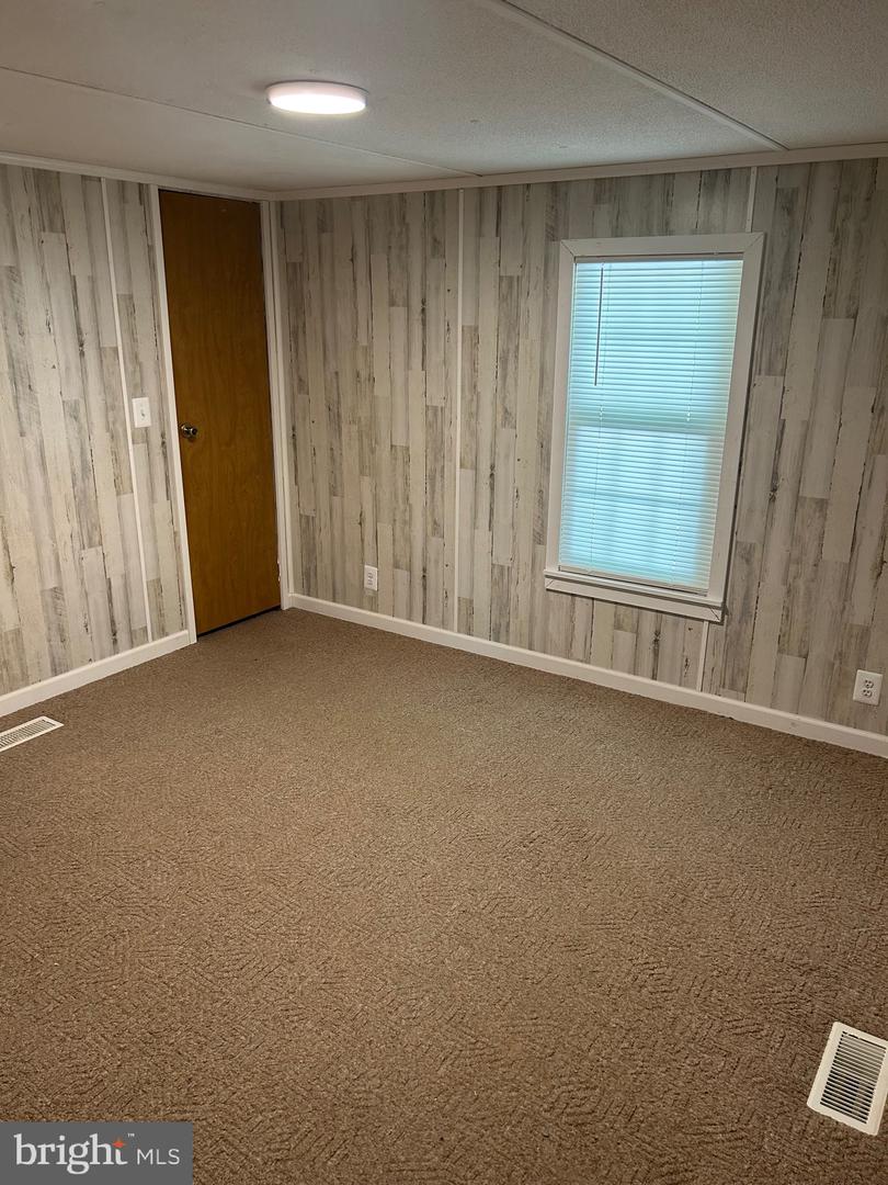 255 SLEEPYWOODS RD, CROSS JUNCTION, Virginia 22625, 3 Bedrooms Bedrooms, ,2 BathroomsBathrooms,Residential,For sale,255 SLEEPYWOODS RD,VAFV2036586 MLS # VAFV2036586